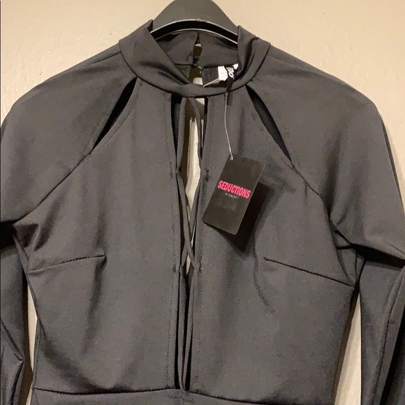 Dress - Picture 2 of 6